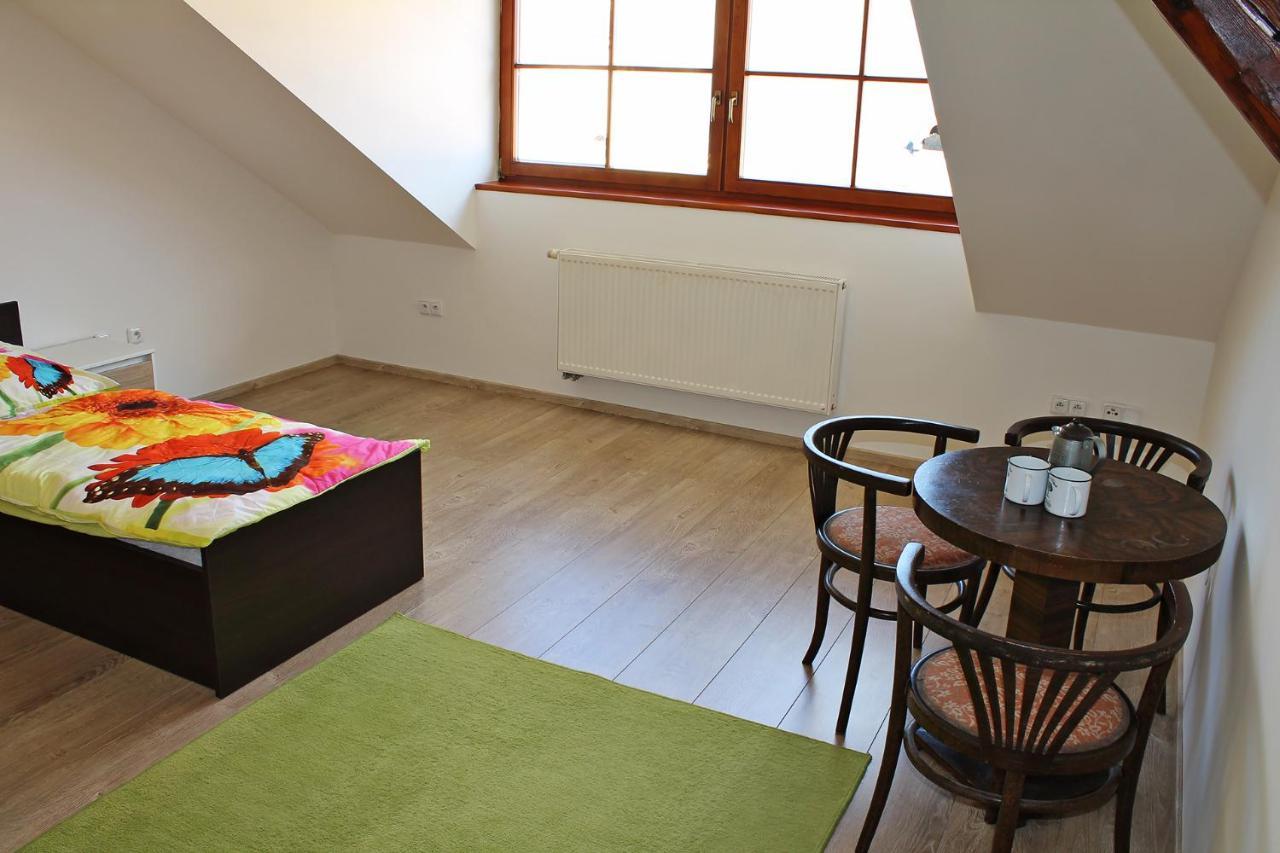 شقة Attic With Parking, Near The Center Of Cb - 110M2 تشيسكي بوديوفيتسه المظهر الخارجي الصورة